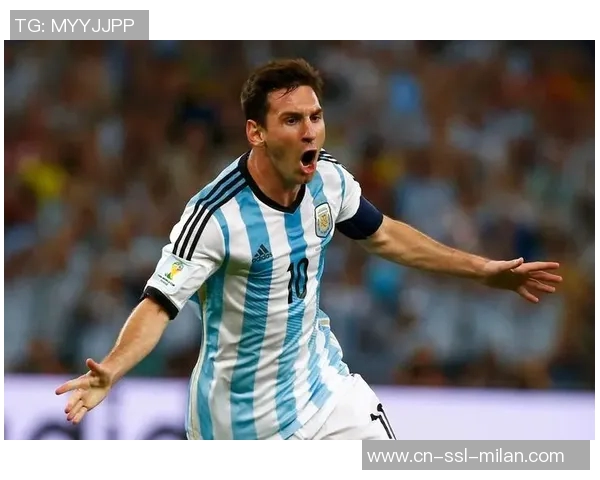 回顾2018年足球盛事精彩瞬间与赛事背后的故事分析